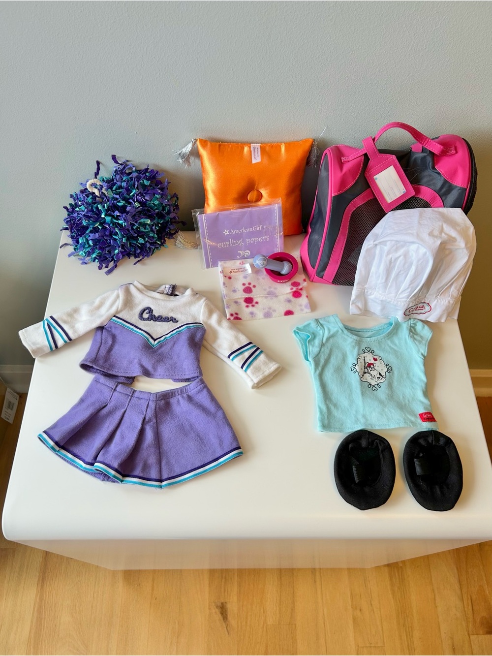 American Girl Bundle - Cheerleading, Grace Paris, AG Pet Carrier